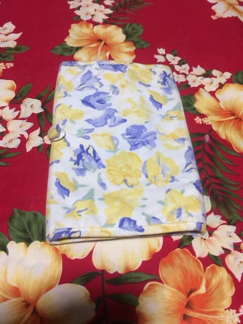 ローラアシュレイ 綺麗な花柄 小物入れ ローラ アシュレイ Laura Ashley 新品 中古のオークション モバオク